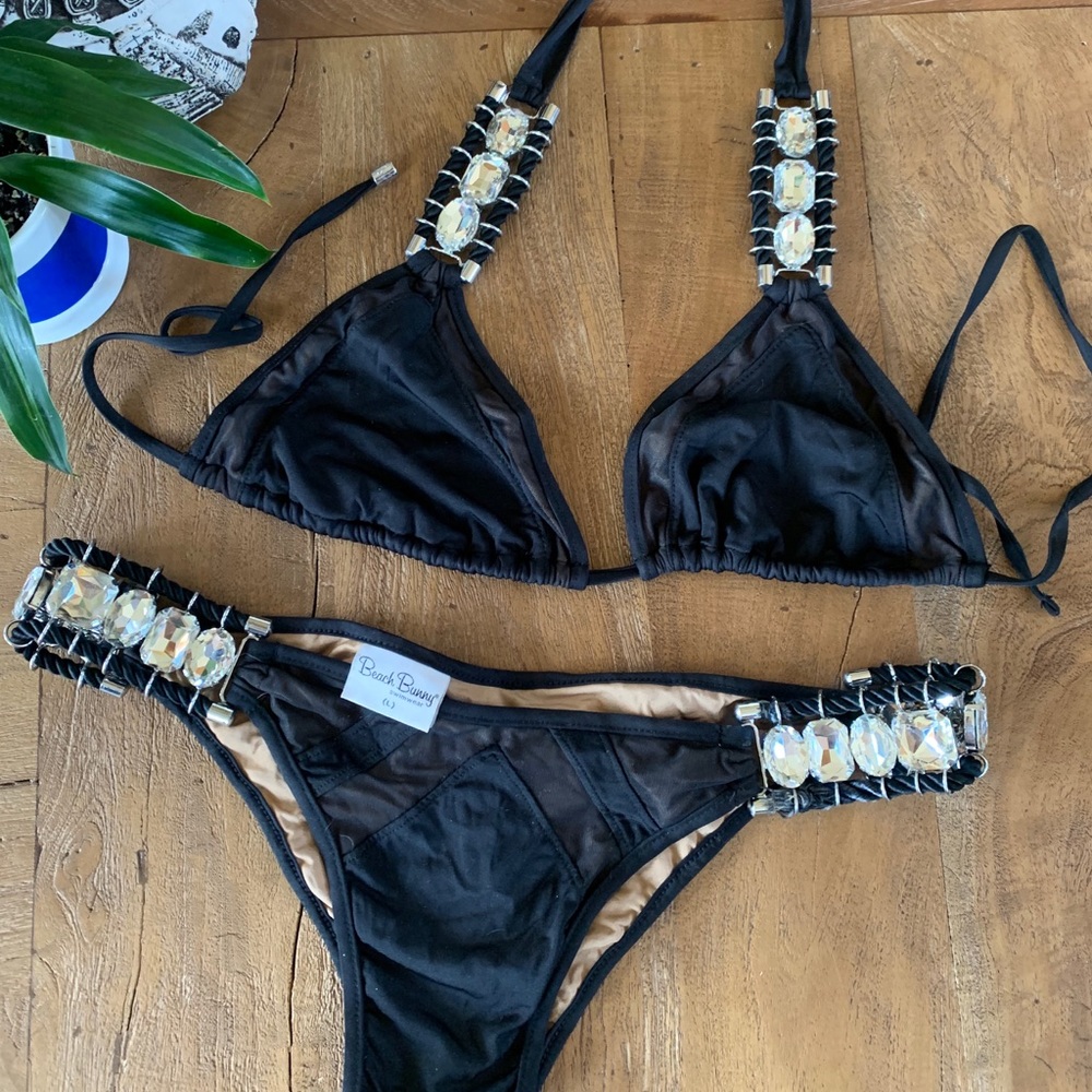 Beach 🐰 bunny bikini